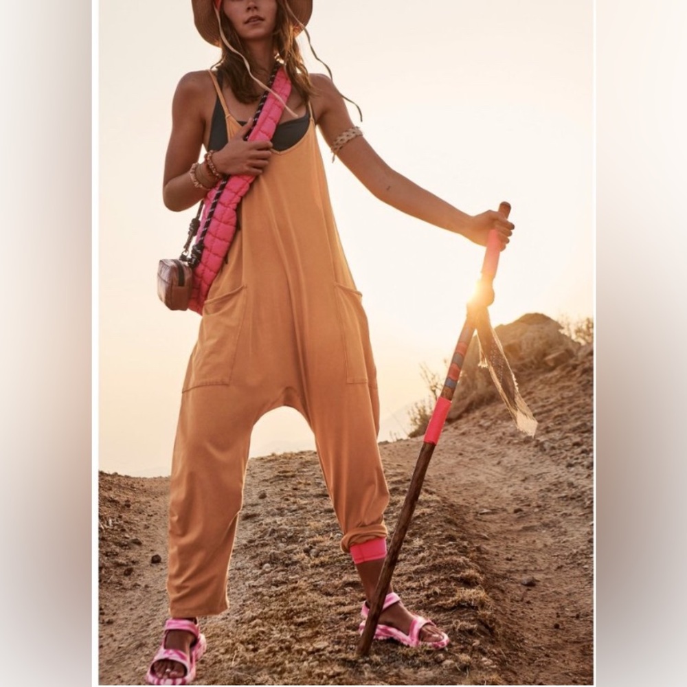 FP MOVEMENT Hot Shot Onesie / Toasted‎ Coconut XS